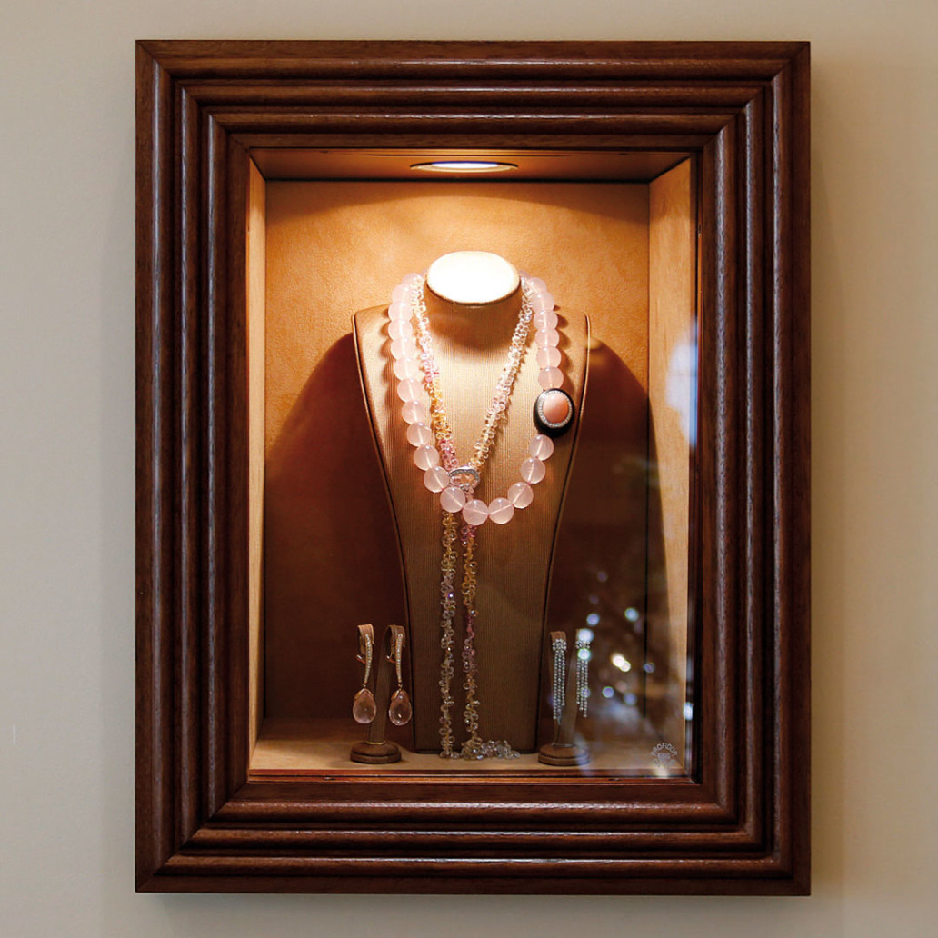 Balaclava Jewellers Showroom, Governors Square, Grand Cayman, Seven Mile Beach