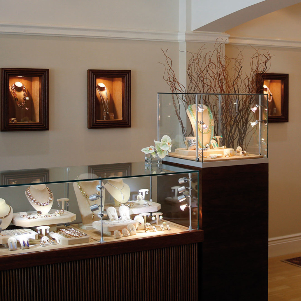 Balaclava Jewellers Showroom, Governors Square, Grand Cayman, Seven Mile Beach